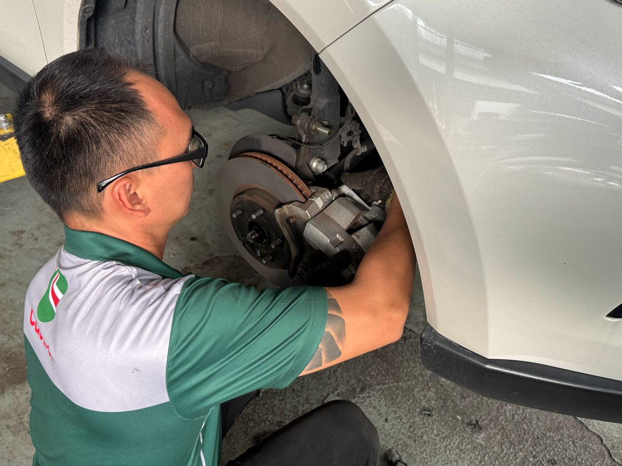 Cardeck brake service visual